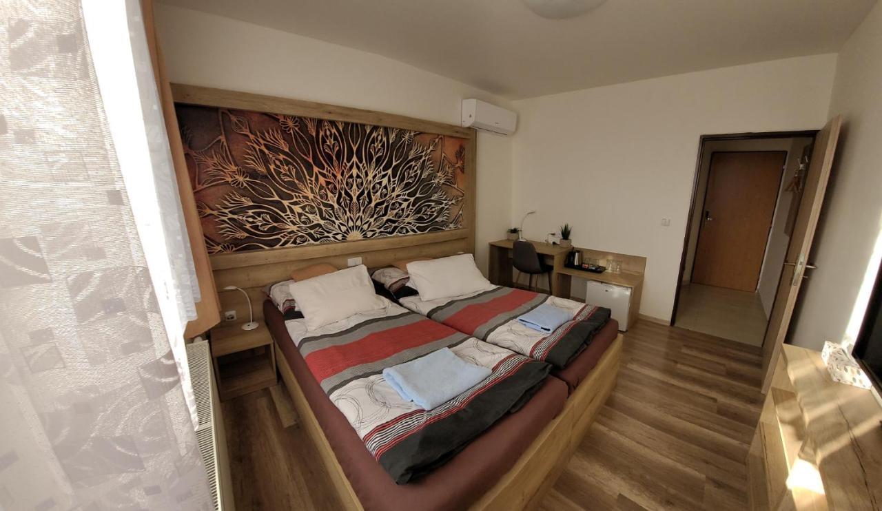 Hotel Gol Prostějov Buitenkant foto