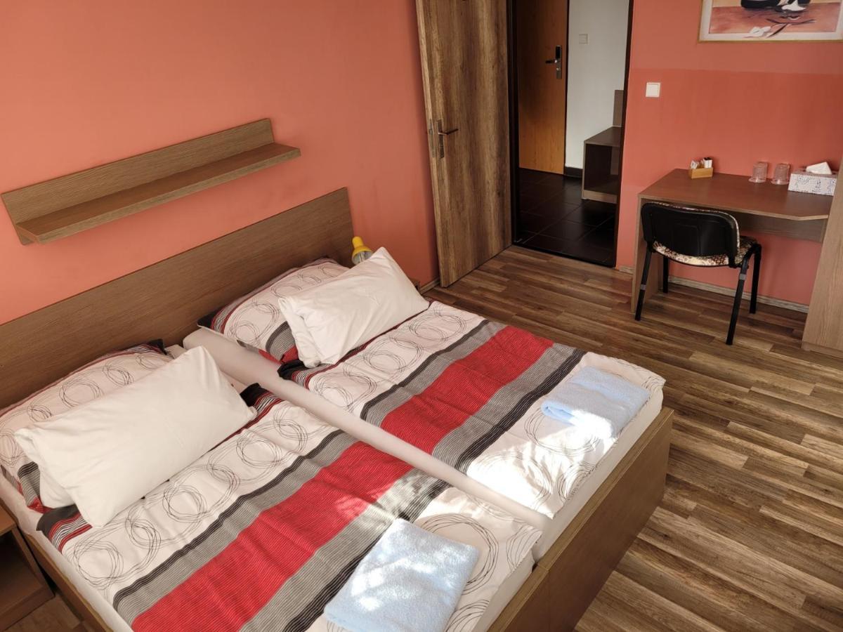 Hotel Gol Prostějov Buitenkant foto
