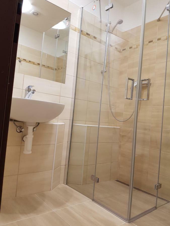 Hotel Gol Prostějov Buitenkant foto